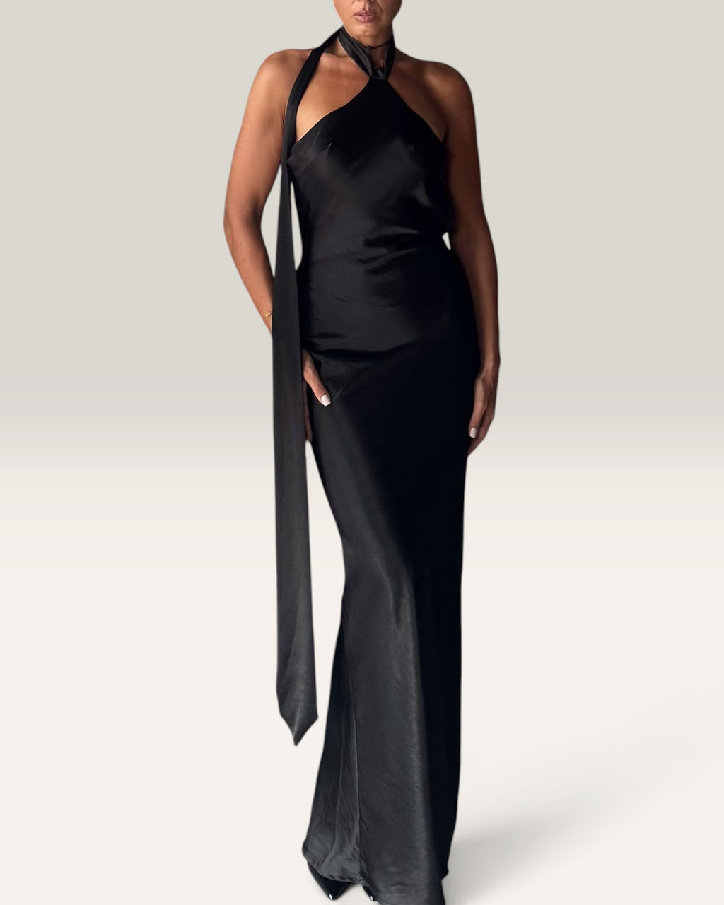 Satin Dress scollo halter asimmetrico