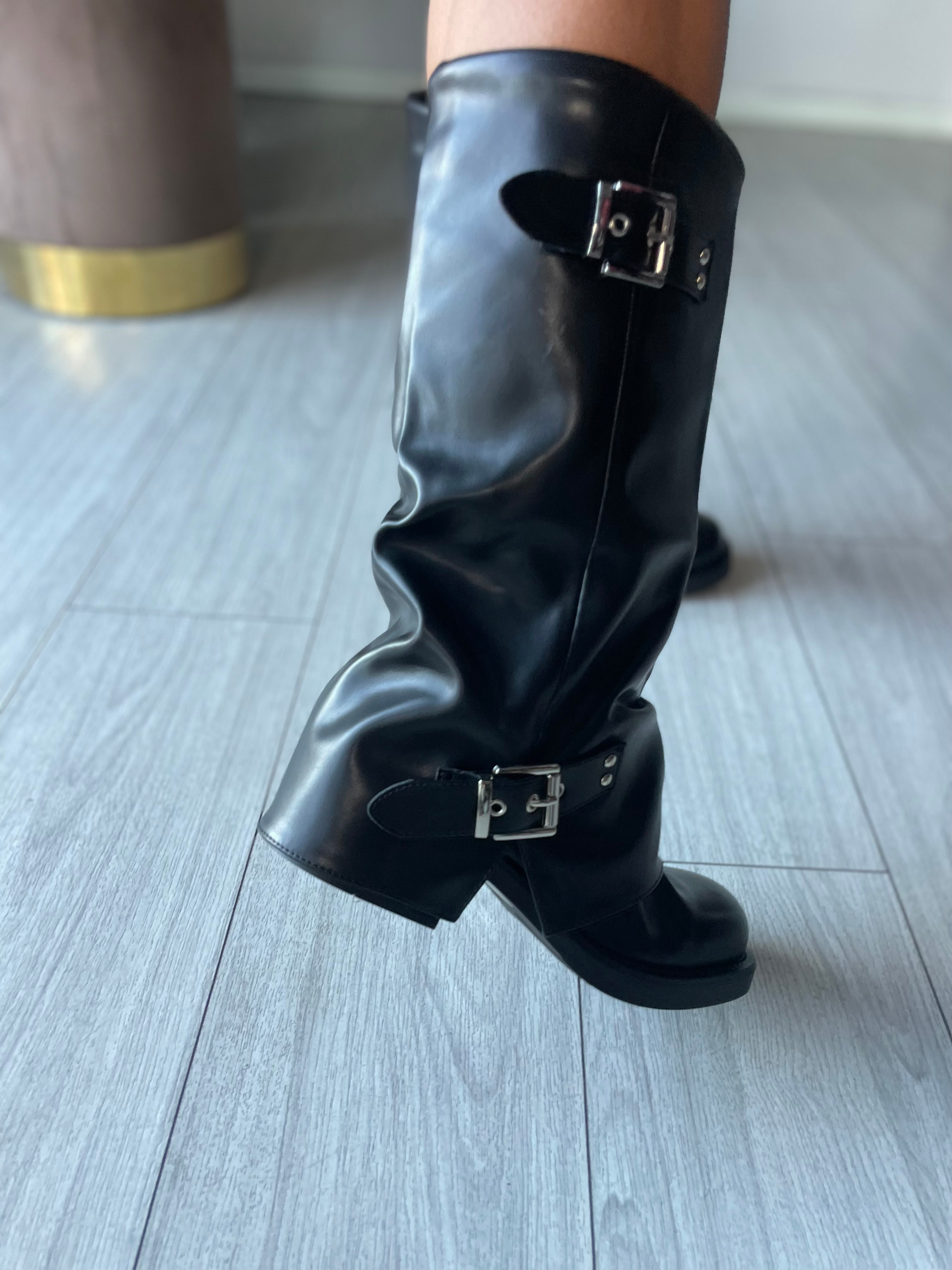 BIKER CON RISVOLTO BLACK