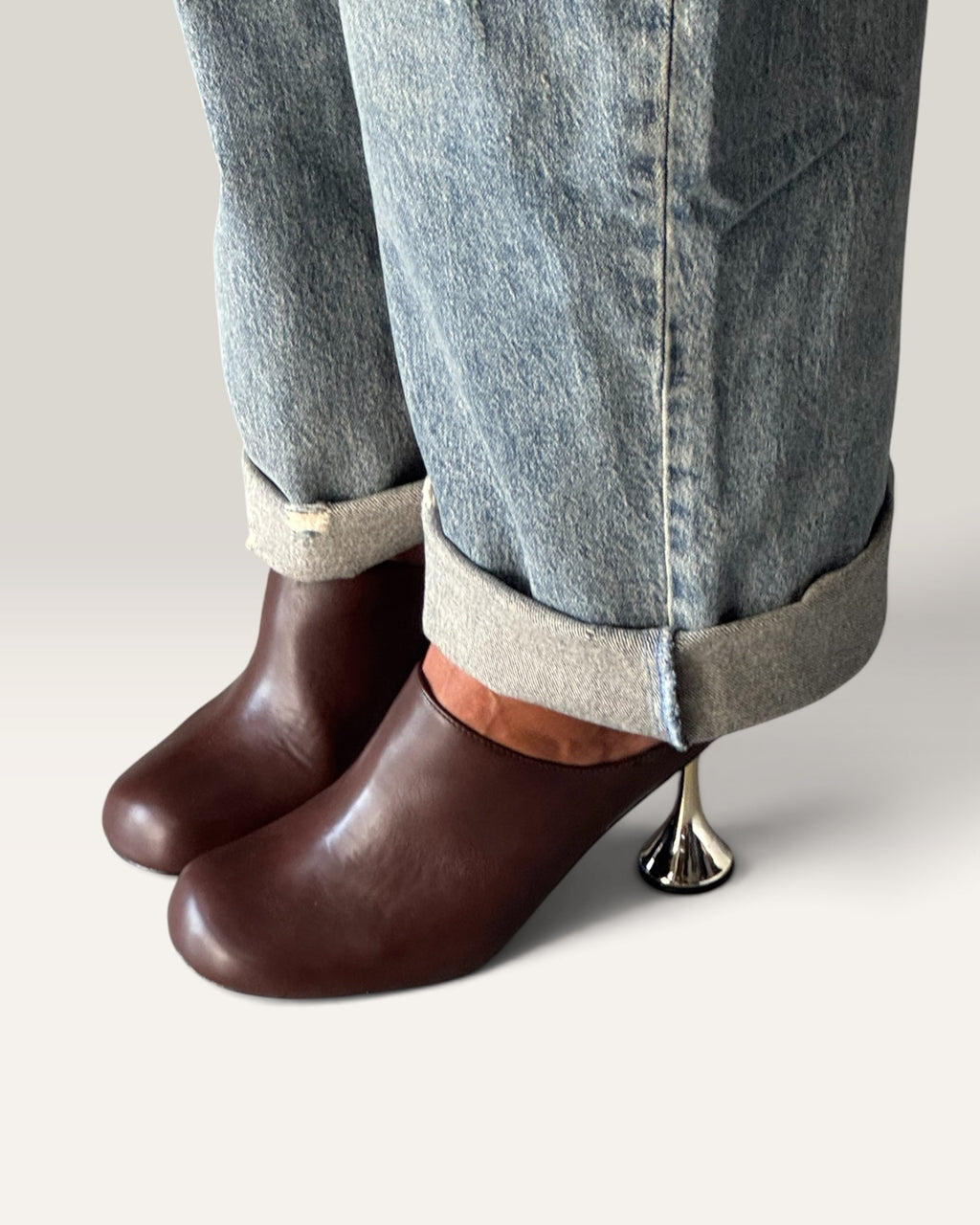 Mules con tacco oro Coffee