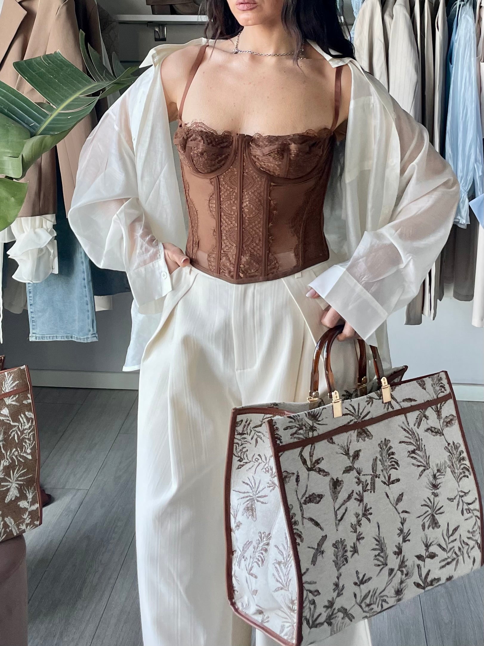 Corsetto in pizzo Brown