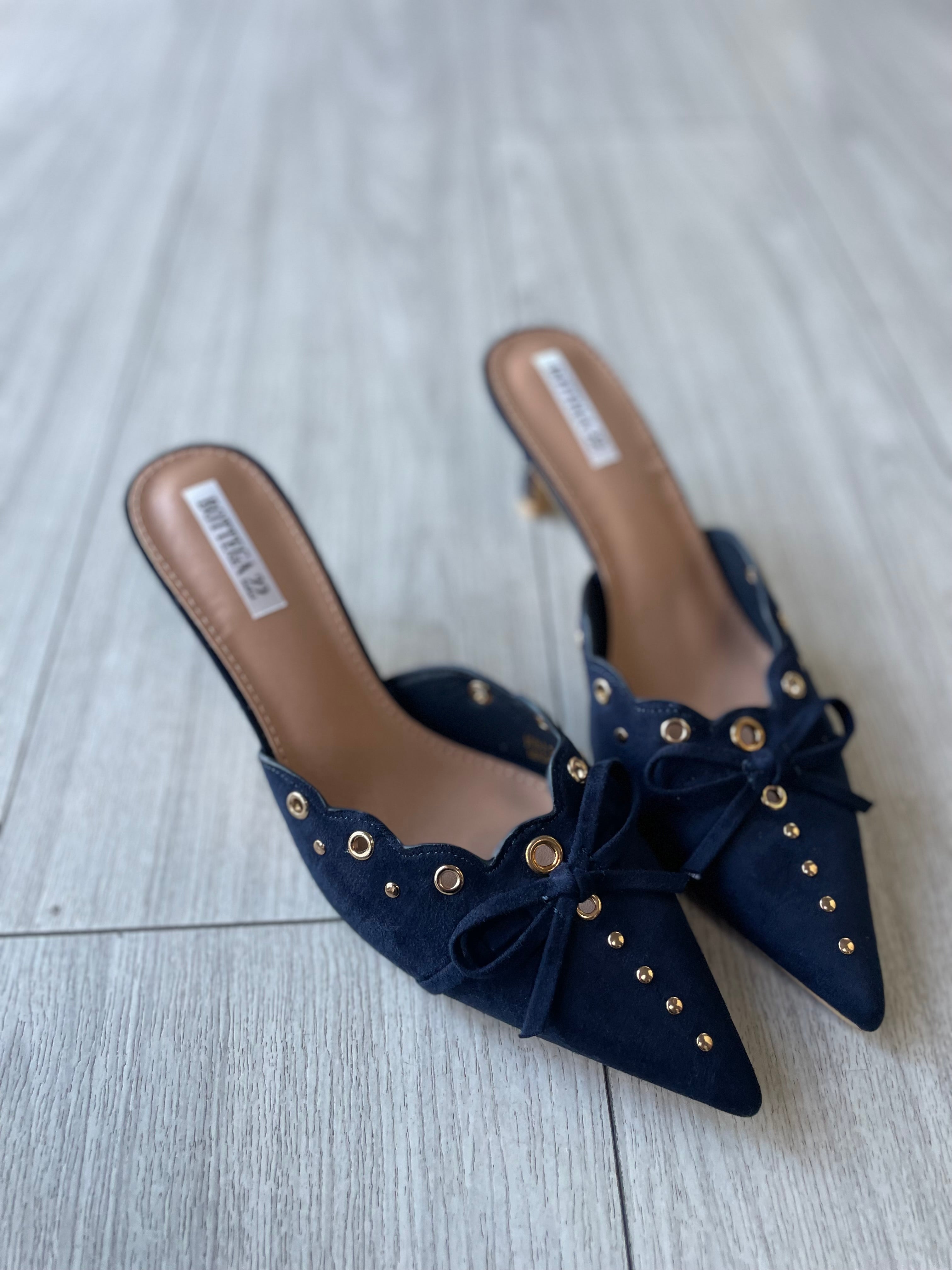 Mules con tacco blu