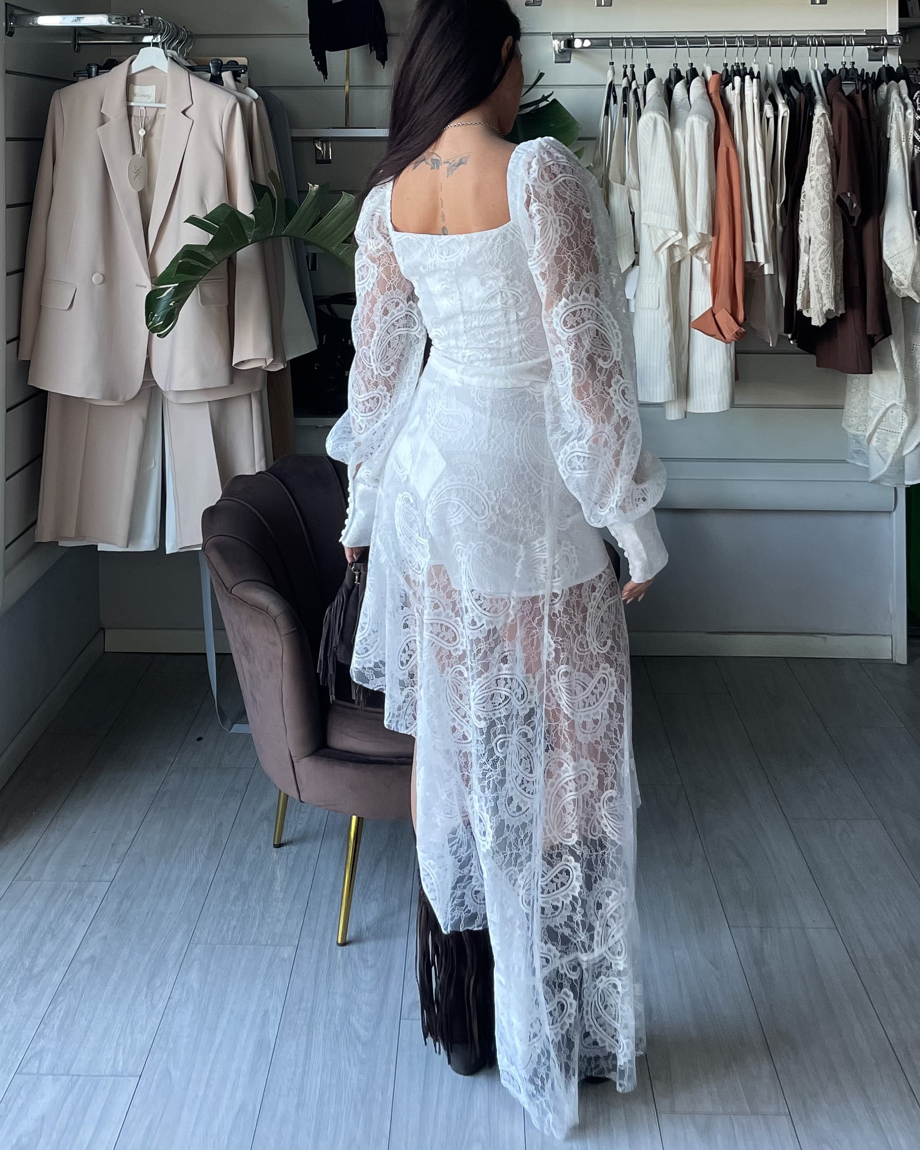 Set top & gonna in pizzo paisley bianco Lumina