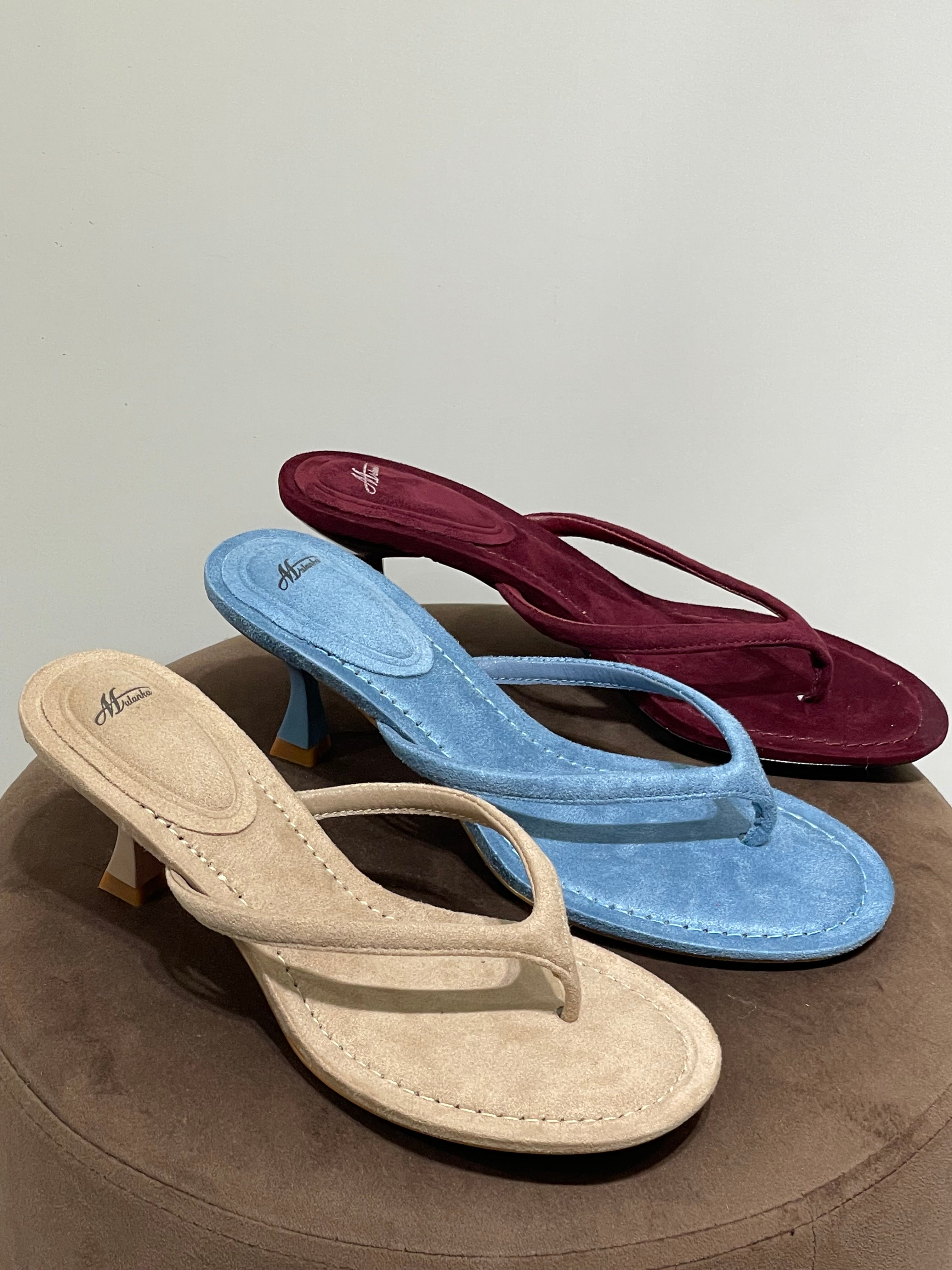 Infradito Havana in suede con tacco