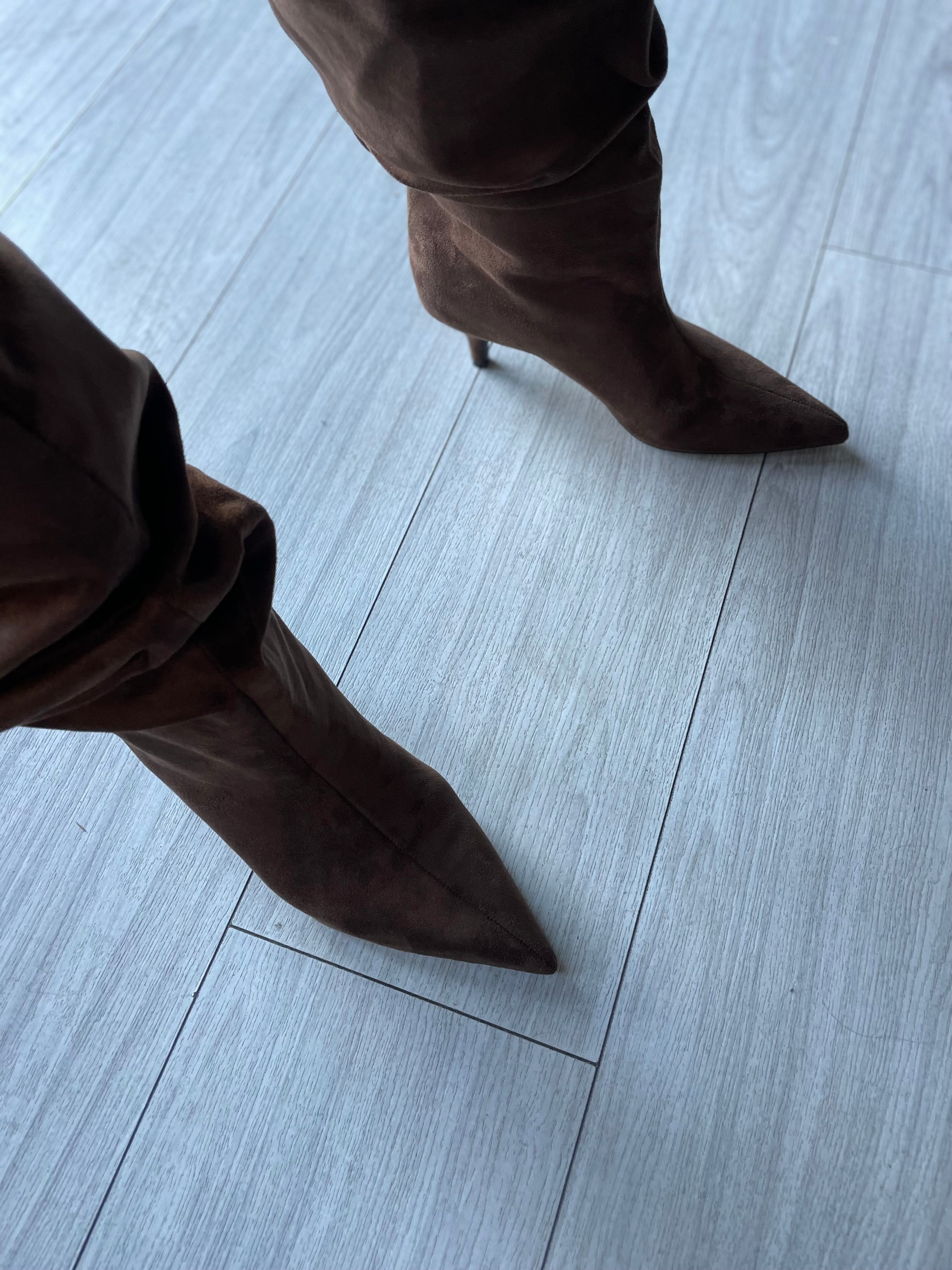 STIVALETTO SCAMOSCIATO ARRICCIATO BROWN