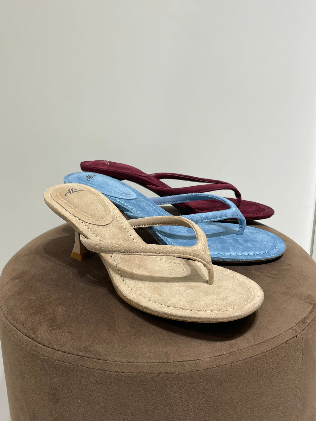 Infradito Havana in suede con tacco